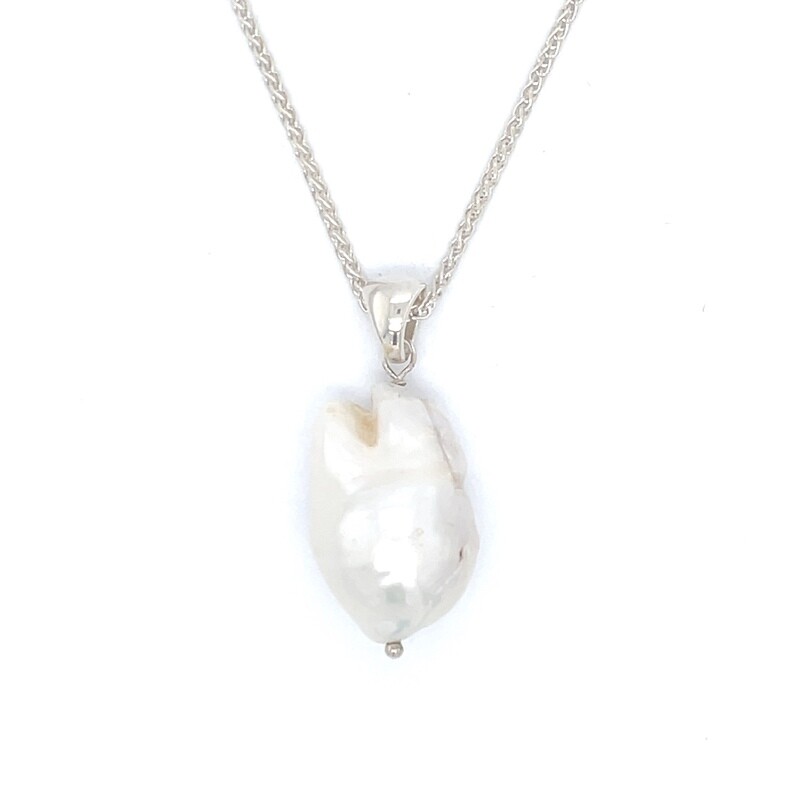 Baroque White Pearl Necklace in Silver