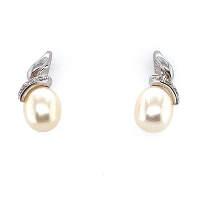 Fresh Water Pearl & Diamond Earrings on 14k White Gold