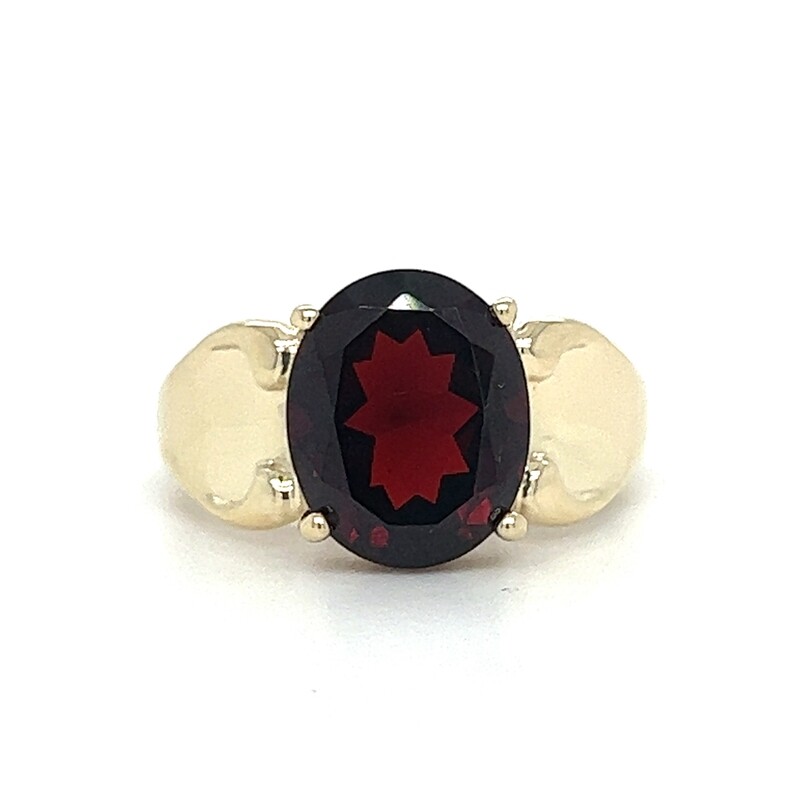 Rhodolite Garnet Oval Ring in 10k Yellow Gold