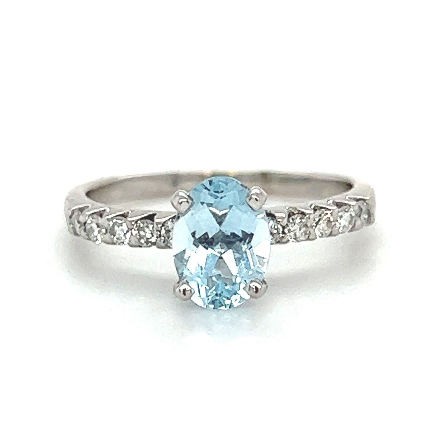 Aqua & Diamond Ring in 18k White Gold
