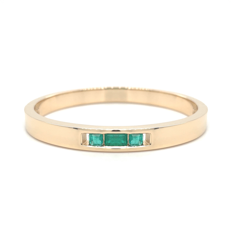 Emerald Split Bar Bracelet in 14k Yellow Gold