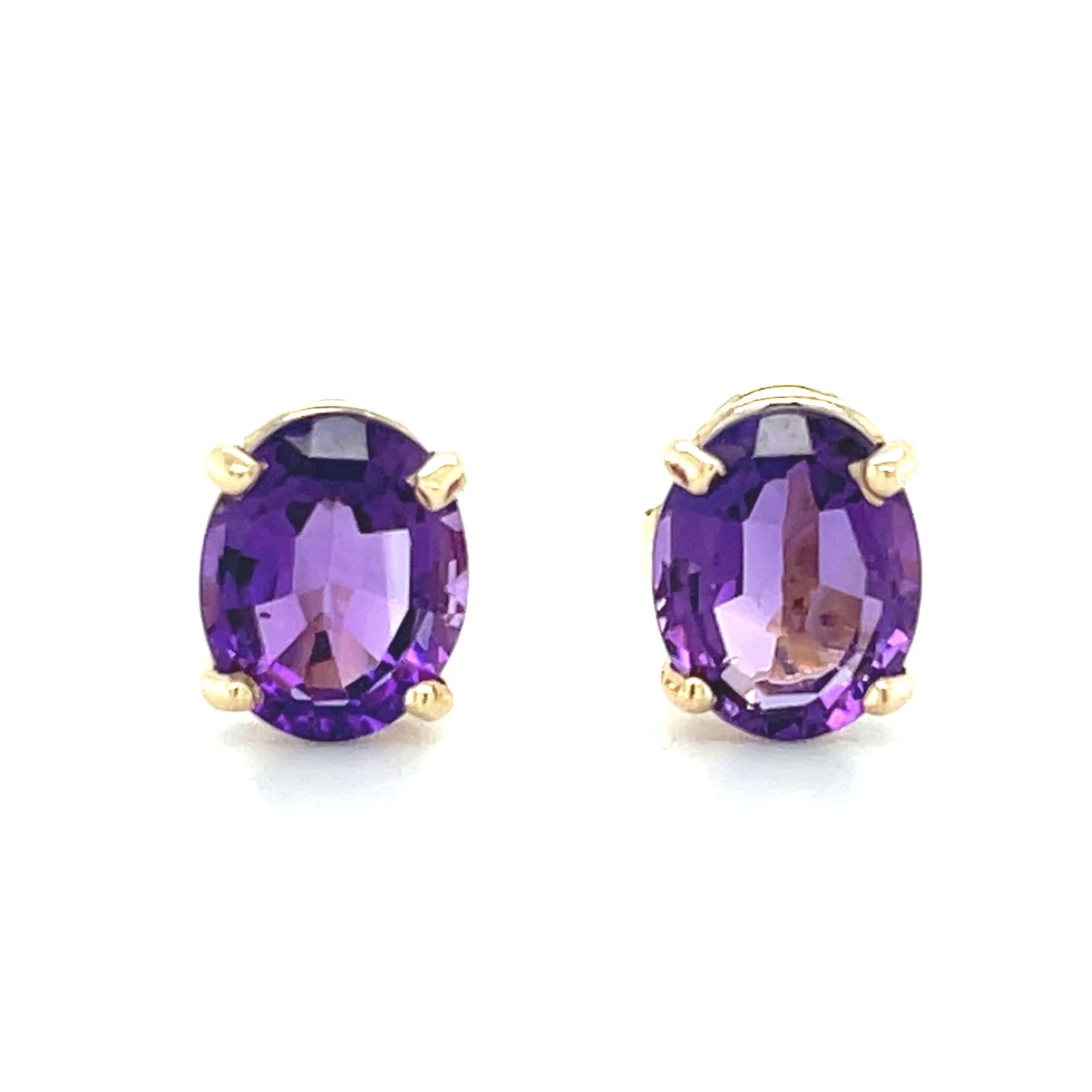 Amethyst Oval Stud Earrings in 14k Yellow Gold