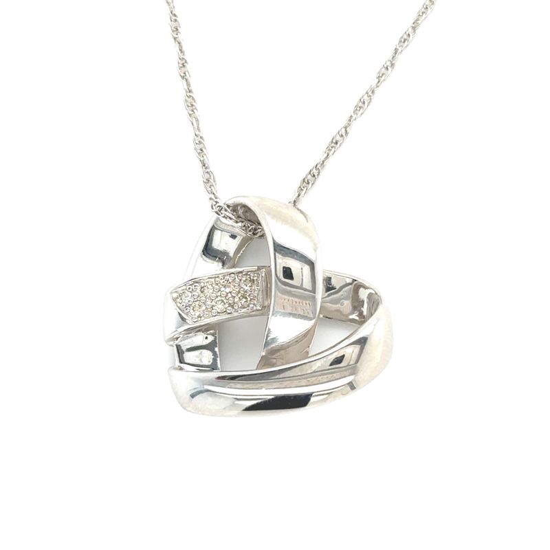 Diamond Heart Necklace in 14k White Gold