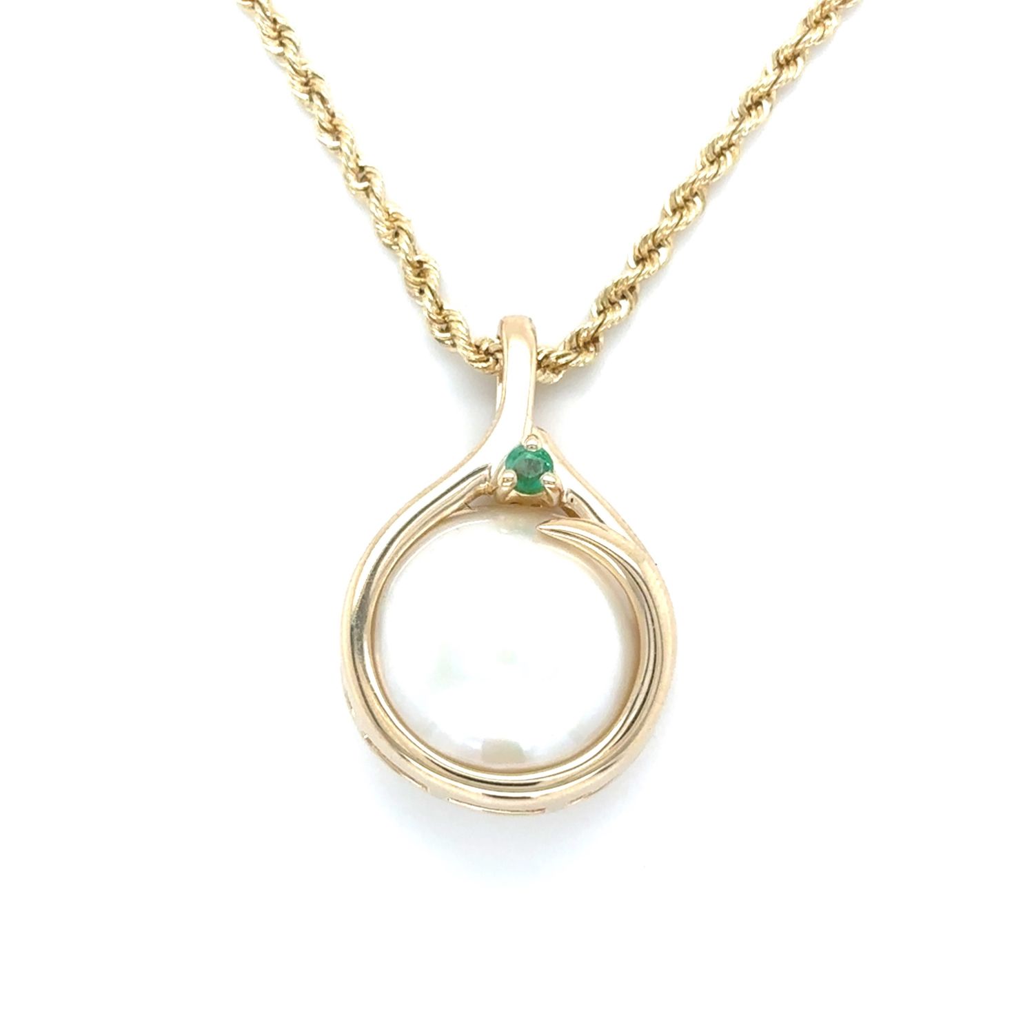 Mabe Pearl & Emerald Necklace in 14k Yellow Gold