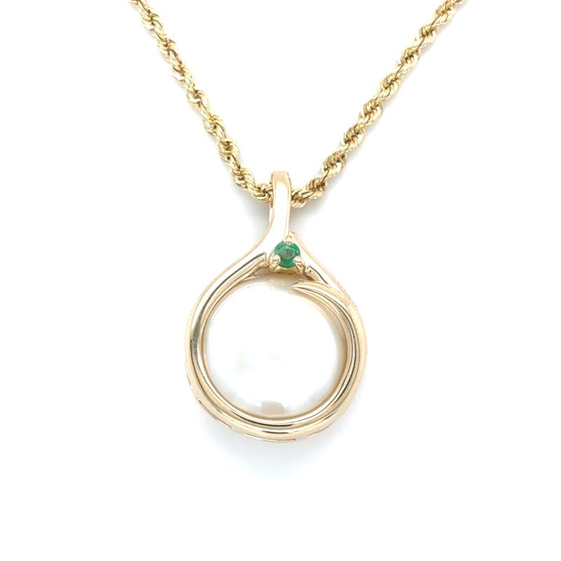 Mabe Pearl & Emerald Necklace in 14k Yellow Gold