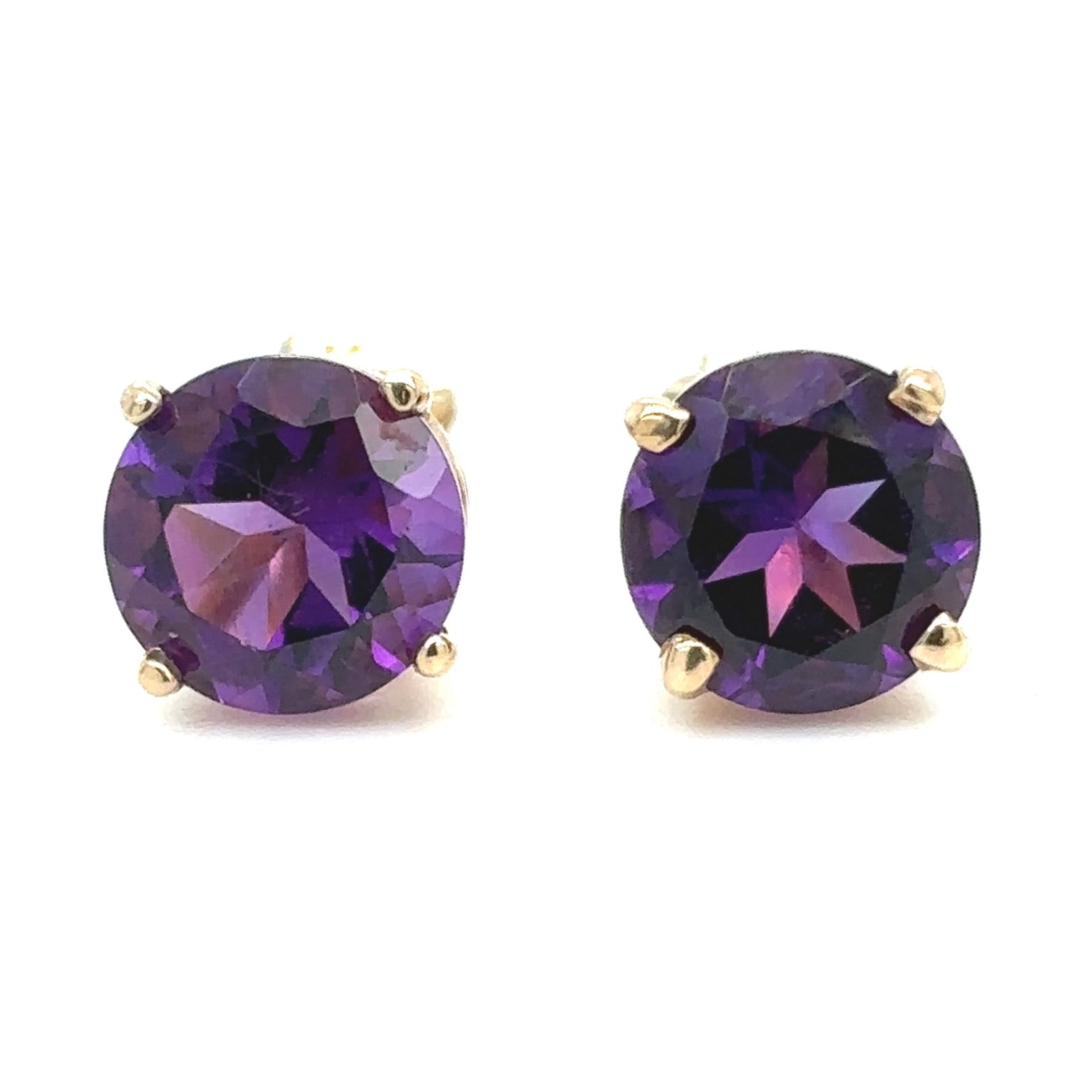 Amethyst Stud Earrings in 14k Yellow Gold Amethyst Stud Earrings in 14k Yellow Gold