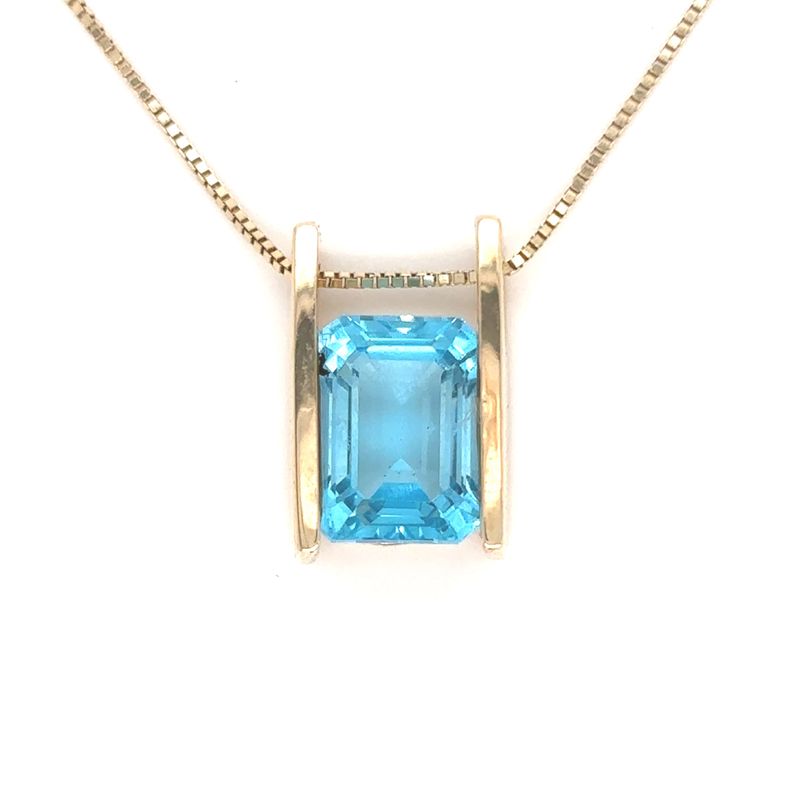Blue Topaz Necklace in 14k Yellow Gold