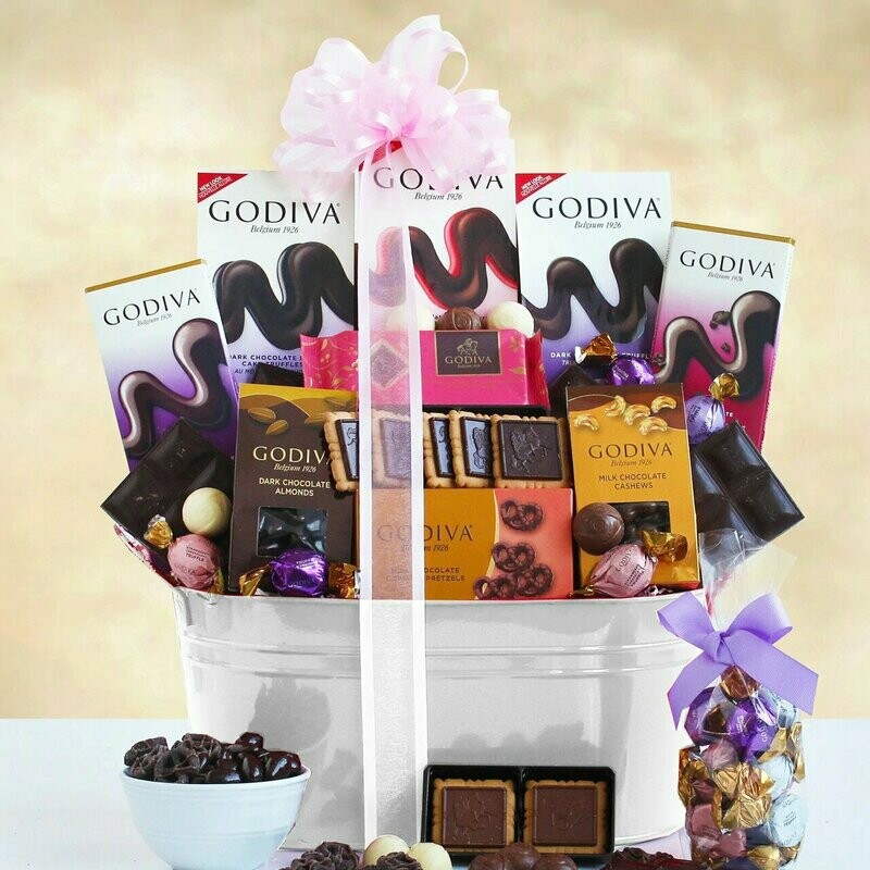 GODIVA VIP: PREMIUM CHOCOLATE BASKET