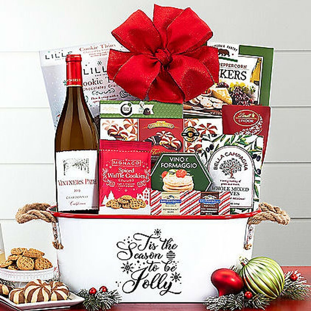 VINTNER'S PATH CHARDONNAY: HOLIDAY WINE GIFT BASKET