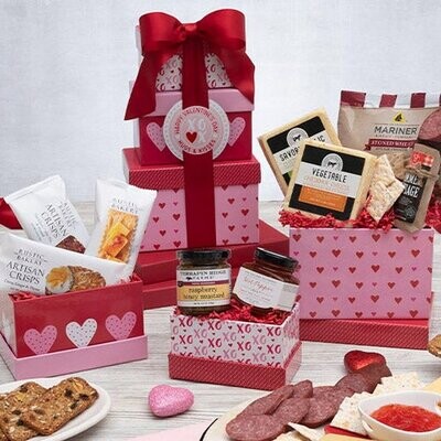 TASTY TREATS: VALENTINE'S DAY GIFT TOWER