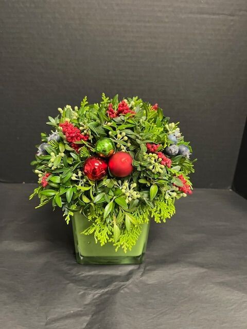 Berry Arrangement - Lime Green Polish Glass Cube