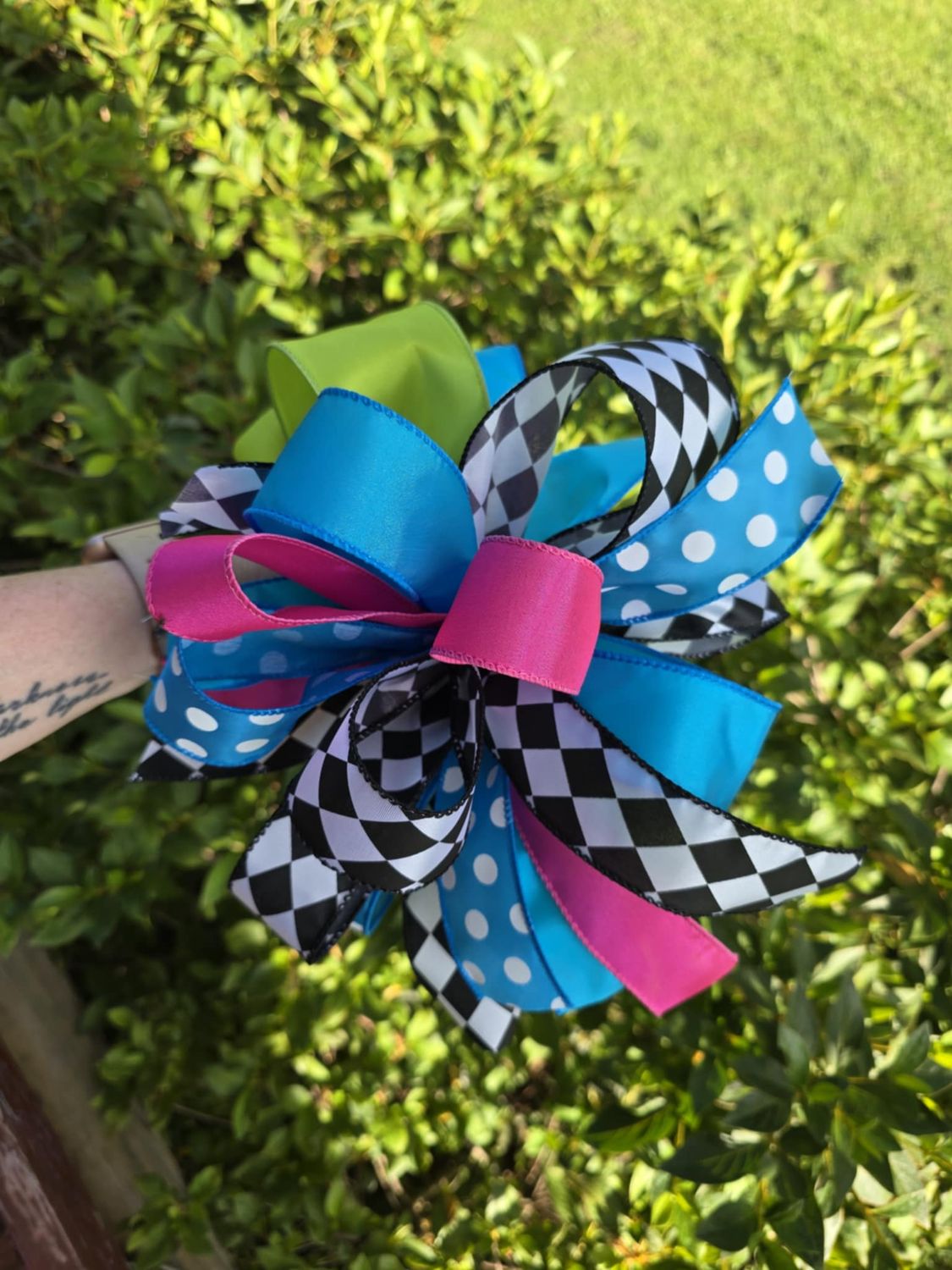 Bold &amp; Bright Loop Bow (no streamers)