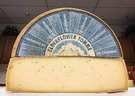 Elderflower Tomme &#39;La Cigogne&#39;