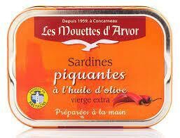 Sardines w/ Espelette Pepper, Les Mouettes d&#39;Arvor