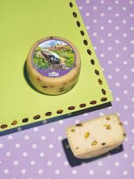Pecorino Con Pistachio Verde Di Bronte DOP