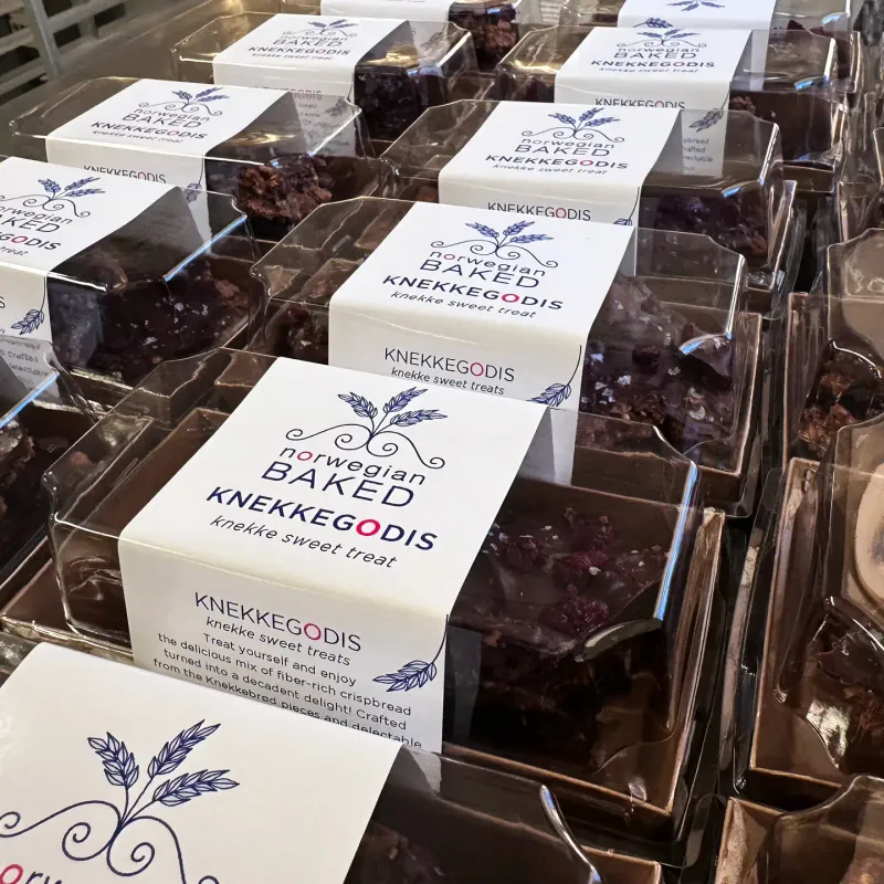 KnekkeGodis, Nordic Cookie Toffee Bark, Norwegian Baked