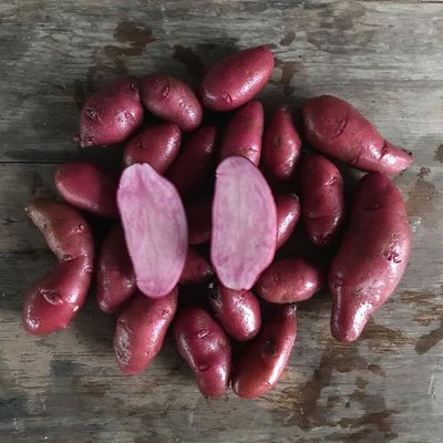 Red Thumb Fingerling Potatoes, Hayshaker-2#