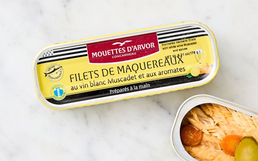 Mackerel in Muscadet Wine &amp; Herbs, Les Mouettes d'Arvor -174g