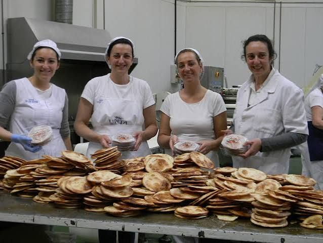 Tortas De Aceite, Mitica- 6.35oz