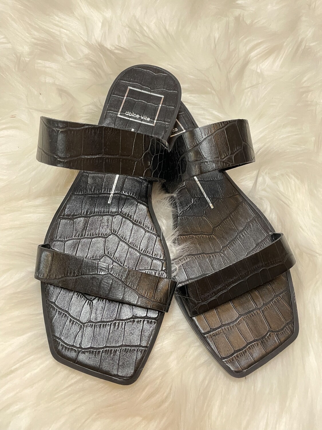 Dolce Vita Black Crocodile Strap Slip On Sandal - Size 7.5