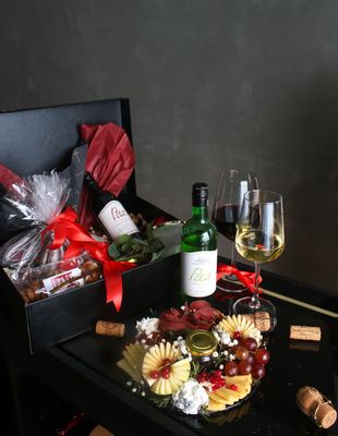 Isivini x Board: Wine & Cheese Pairing Kit