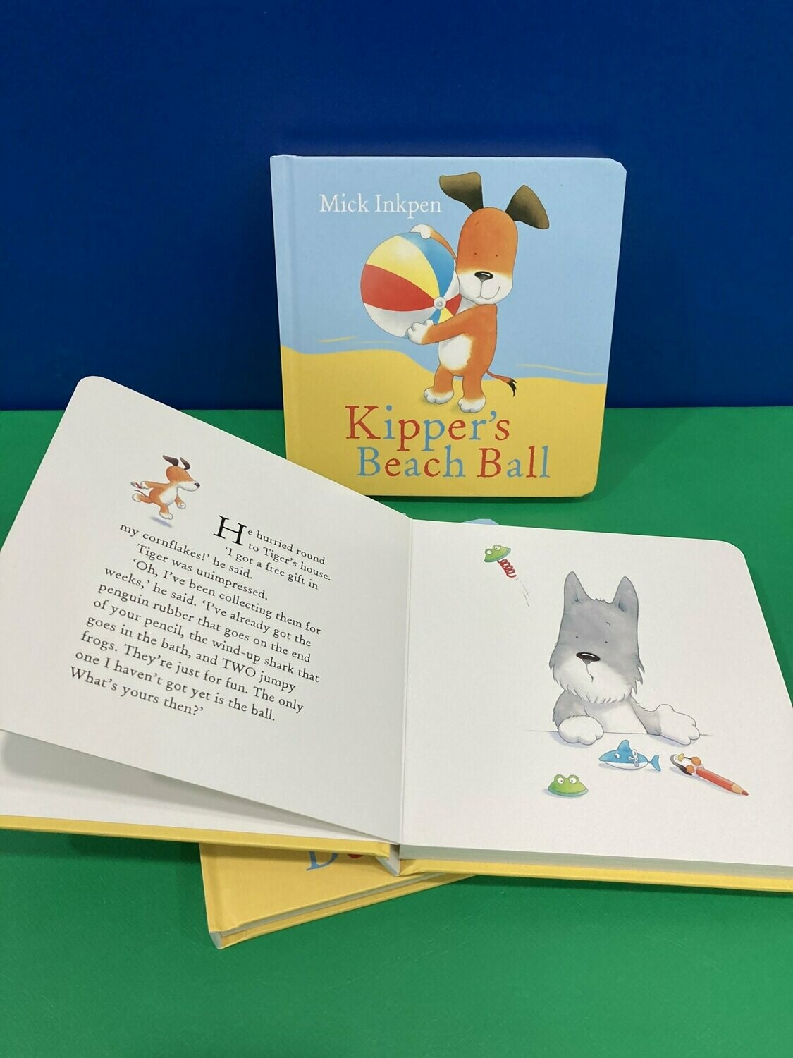 Kipper's Beach Ball Board Book