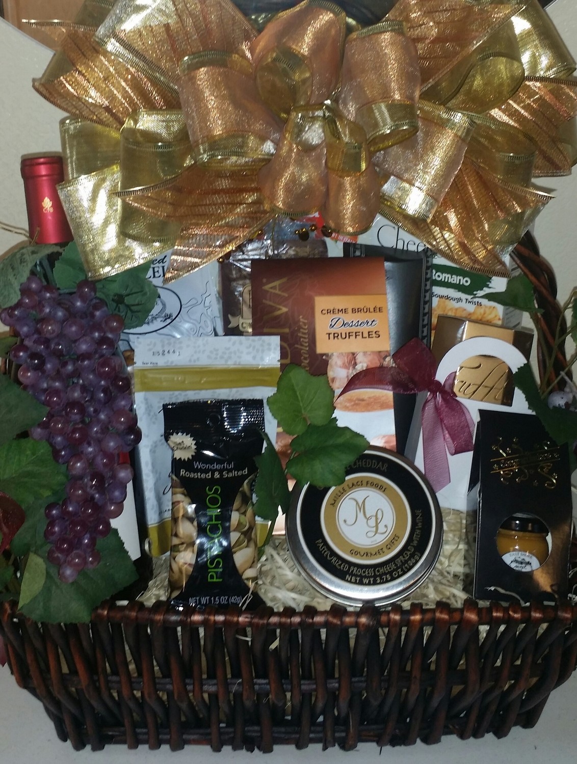 Corporate Gourmet Basket - Large Corporate Gourmet Basket - Large