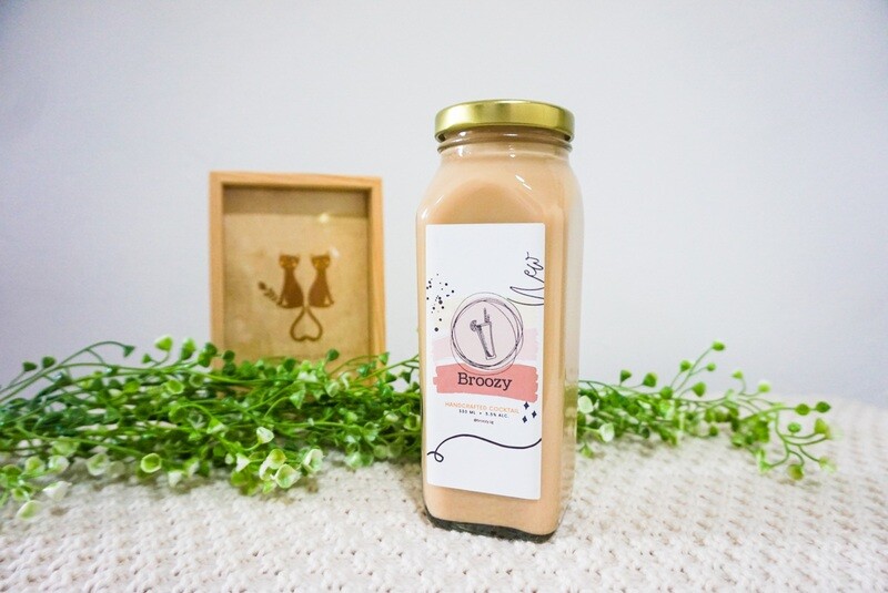 Green Milky Way (Irish cream base, alc. 5.5%, 360ml)