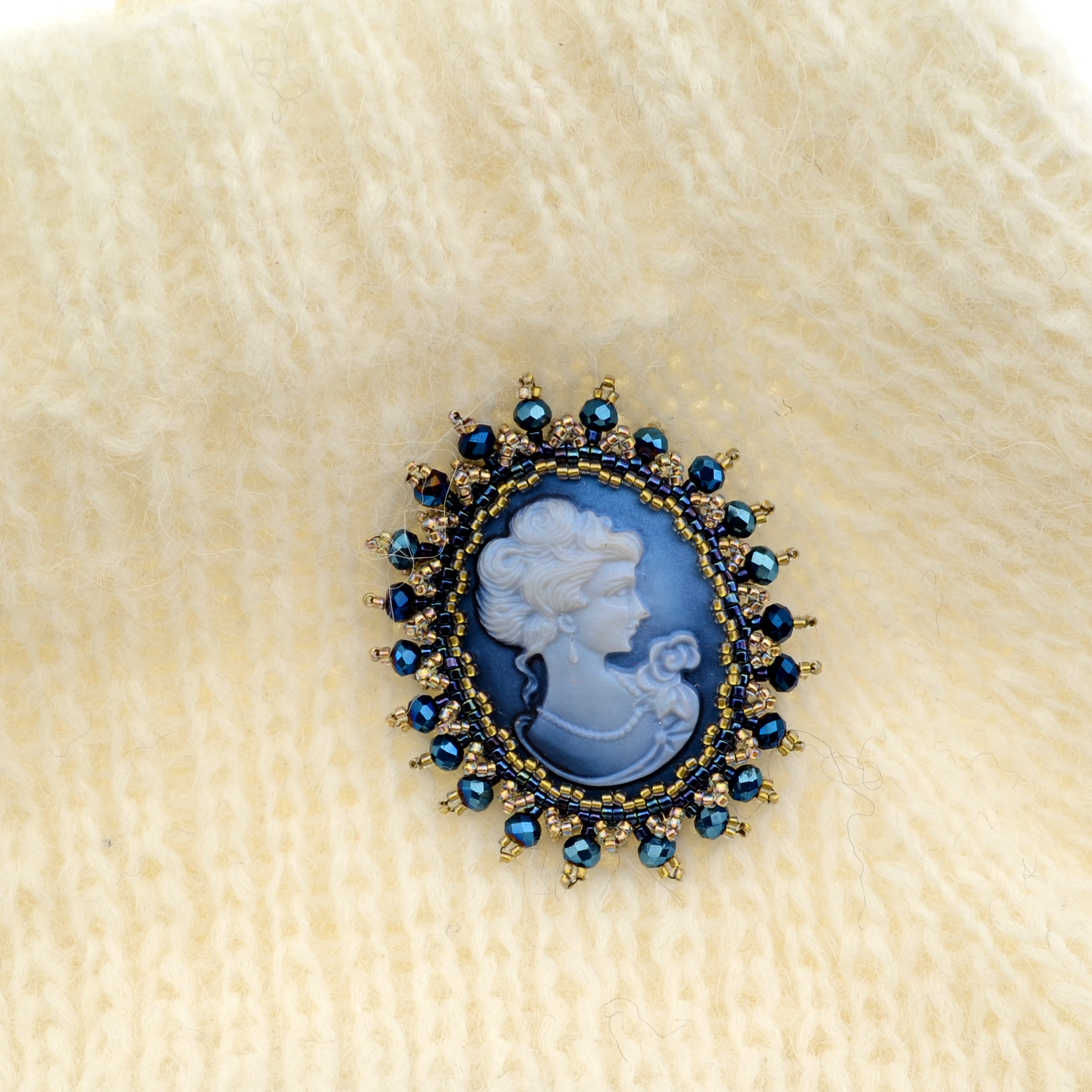 Schmuckherstellungs Set / Brosche selber machen DIY Kit mit Perlen + Anleitung + Zubehör