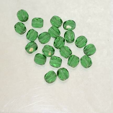 Angebot / Glasschliffperlen 4mm grün /25 Stück
