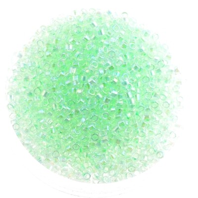 Japanische Zylinderperlen Toho Treasure Dyed-Rnbw Green 1,8mm/ 5g