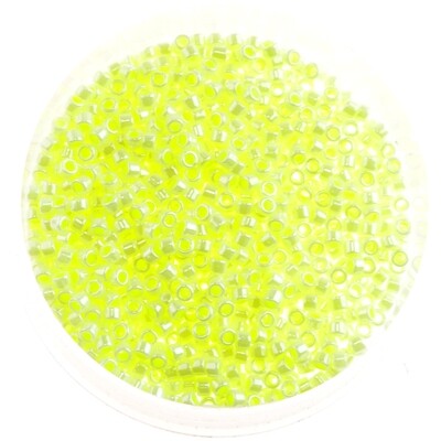Japanische Zylinderperlen Toho Treasure Opaque Pastel Duckling 1,8mm / 5g