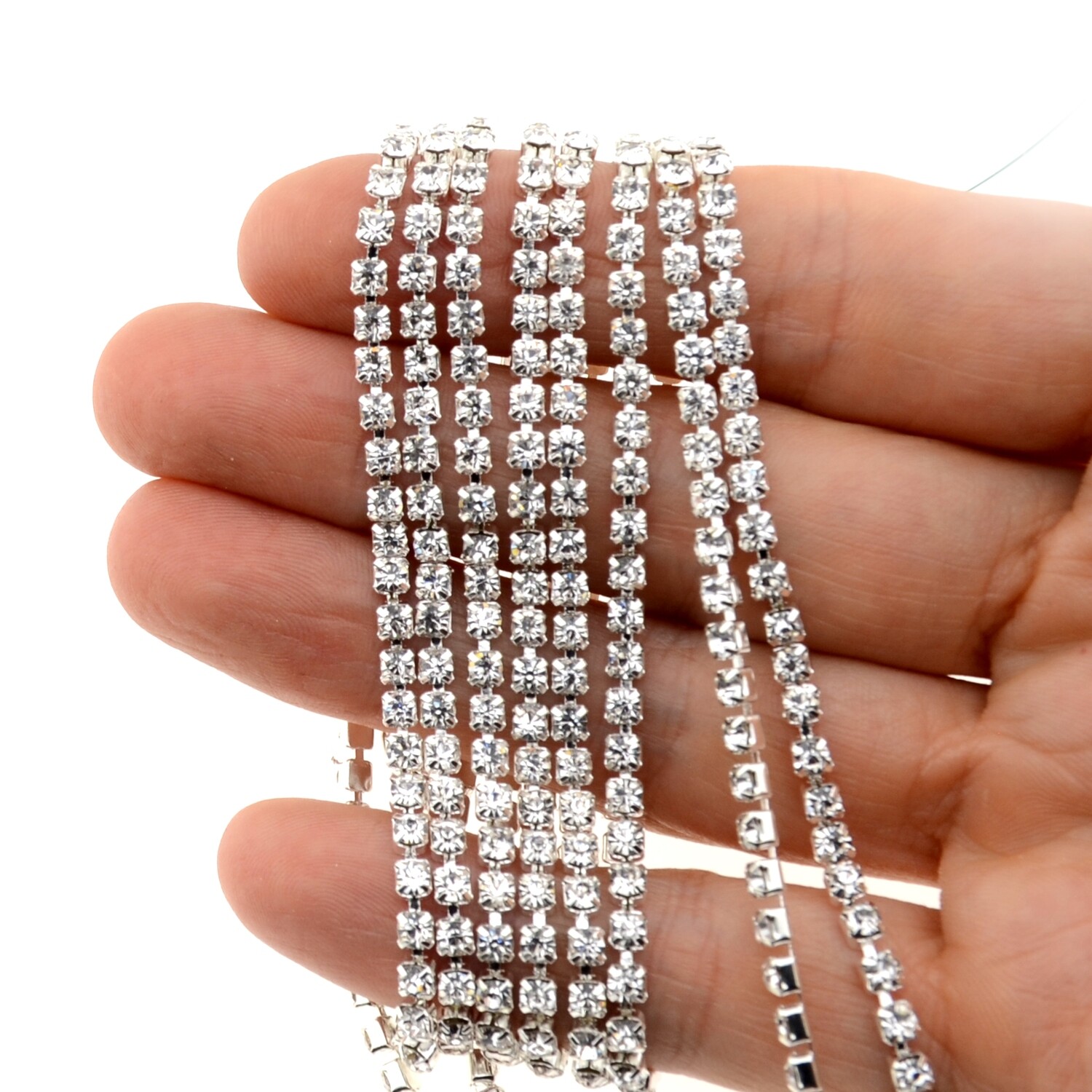 Strasskette - Einreihige Strass-Tassenkette für Schmuckherstellung, Hochwertige Glaskristalle, DIY Funkelnde Accessoire Strassband in Metallfassung, Straßsteinkette, Strassborte crystal  2mm /50cm