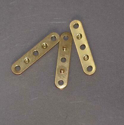 Abstandhalter goldfarben 15mm 3-Loch  / 12 Stück