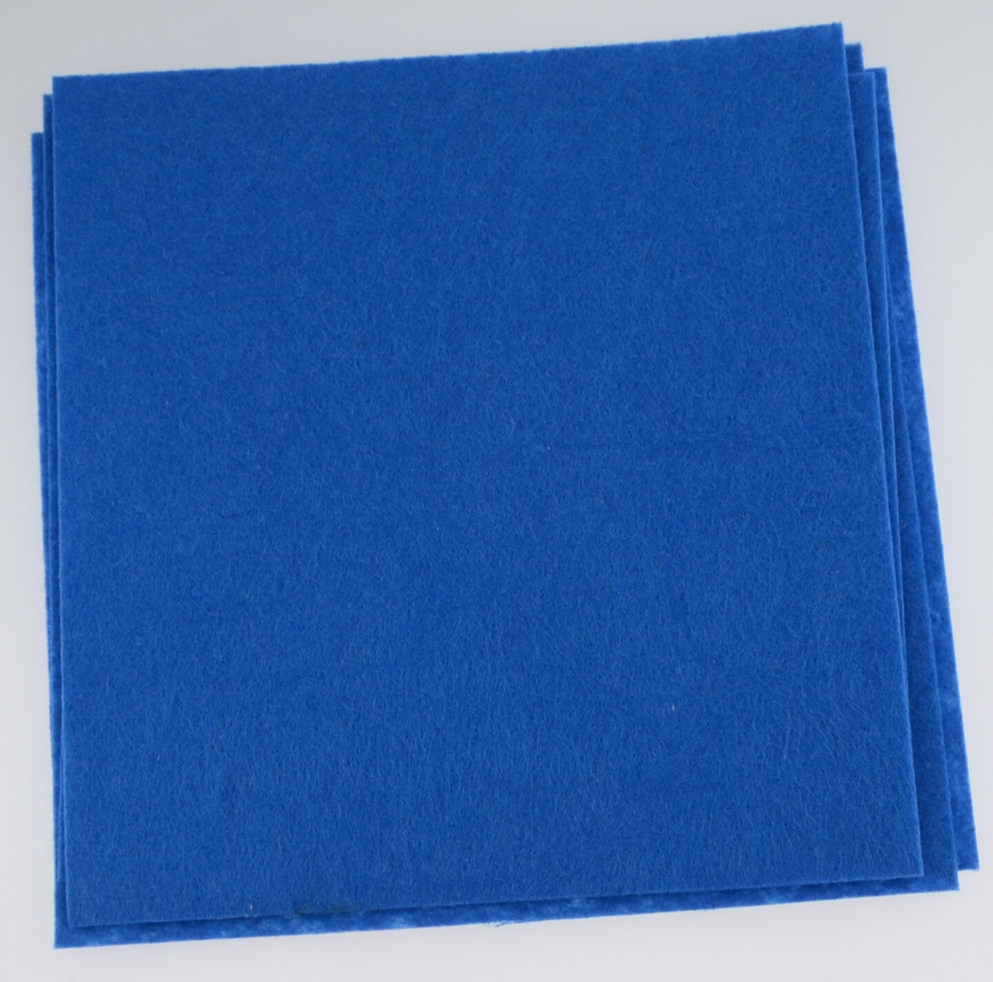 Filz Bastelfilz 1mm dünn hart 150x150mm blau / 1 Stück