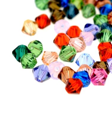 Österreichische Glasperlen zum Auffädeln Doppelkegel 6mm / 50 Stück