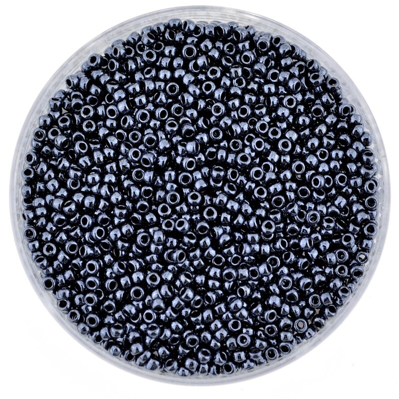 Toho 15/0 - Color 81 Metallic Hematite / 8g Toho 15/0 - Color 81 Metallic Hematite / 8g