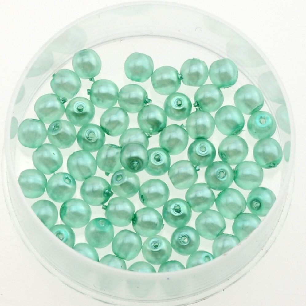 30x Renaissance Glaswachsperlen, 4mm Ø hell türkis