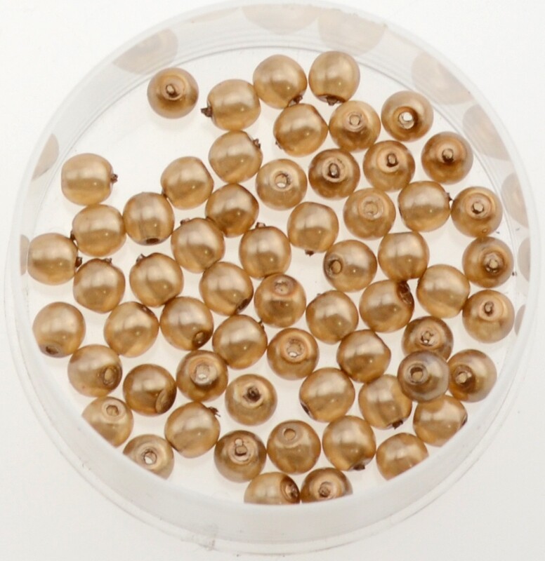 30x Renaissance Glaswachsperlen, 4mm Ø braun 30x Renaissance Glaswachsperlen, 4mm Ø braun