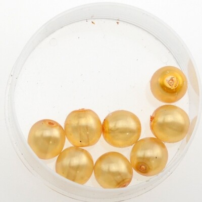 9x Renaissance Glaswachsperlen, 8mm Ø beige 9x Renaissance Glaswachsperlen, 8mm Ø beige