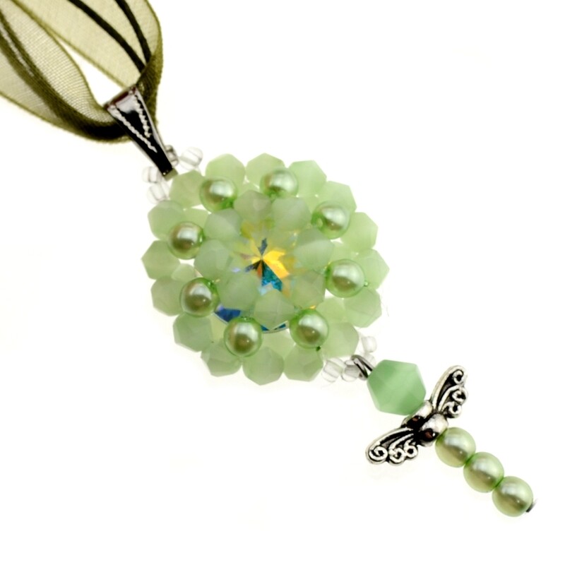 38. DIY Kit mit Perlen, Anleitung und Zubehör /Schmuck selber machten / Anhänger lindgrün