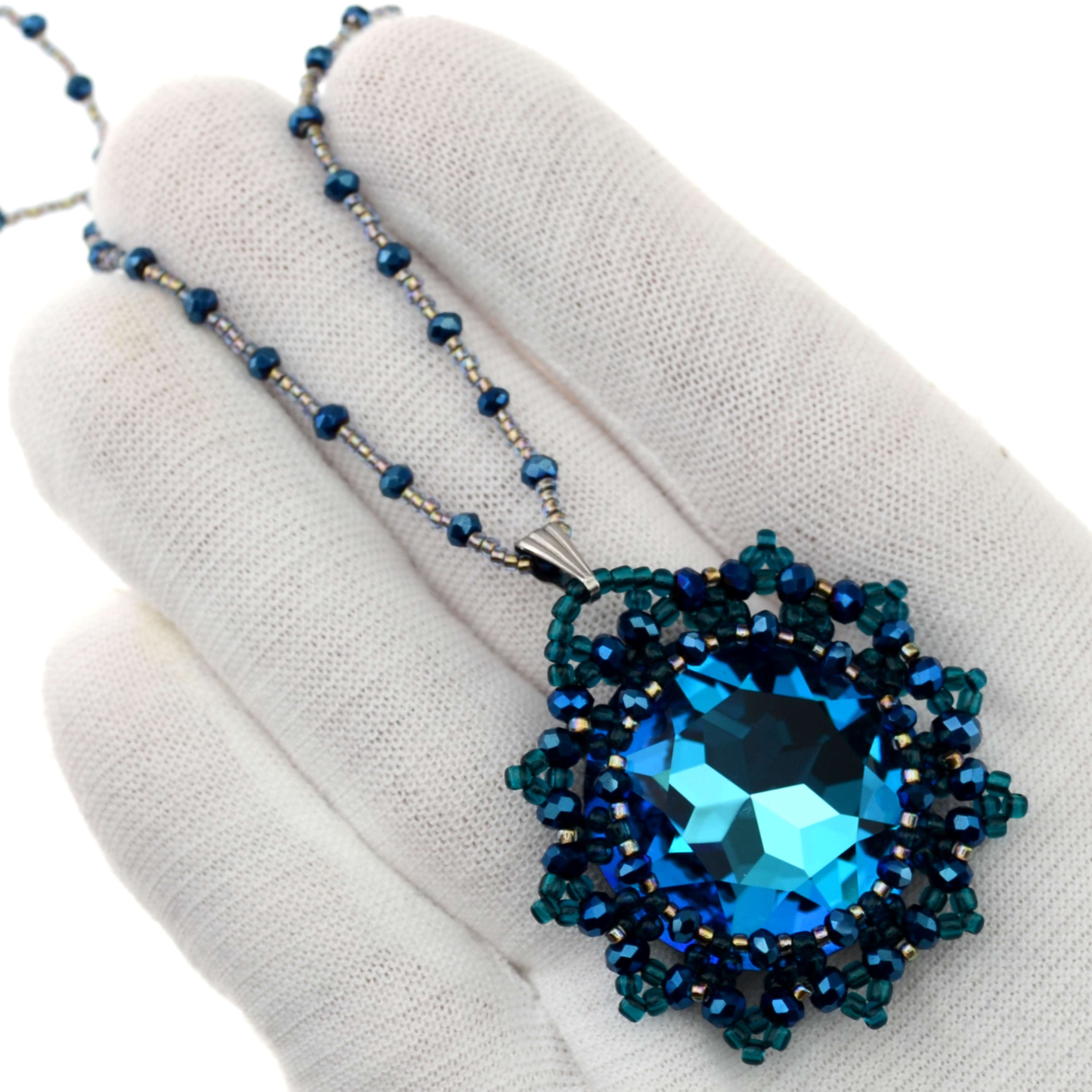 55. Bastelidee DIY / Kit mit Perlen, Anleitung und Zubehör.  Anhänger.