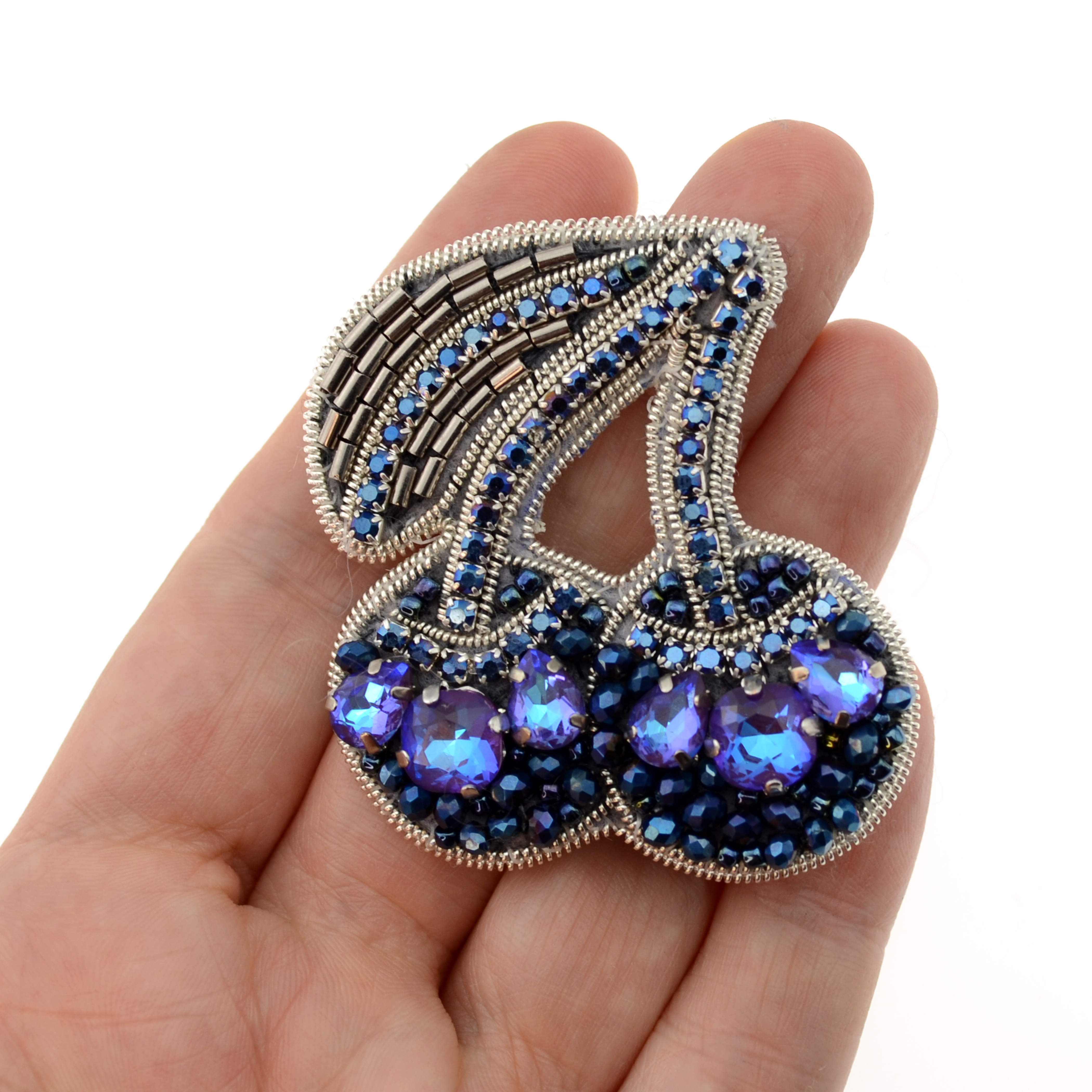 DIY Kit 929/ Brosche selber sticken Set mit Perlen + Anleitung + Zubehör