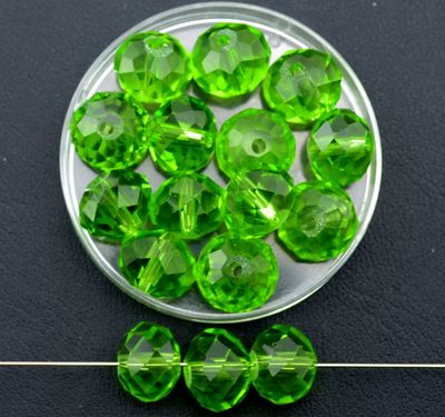 Rondelle facettiert 10 mm grün / 8 Stück