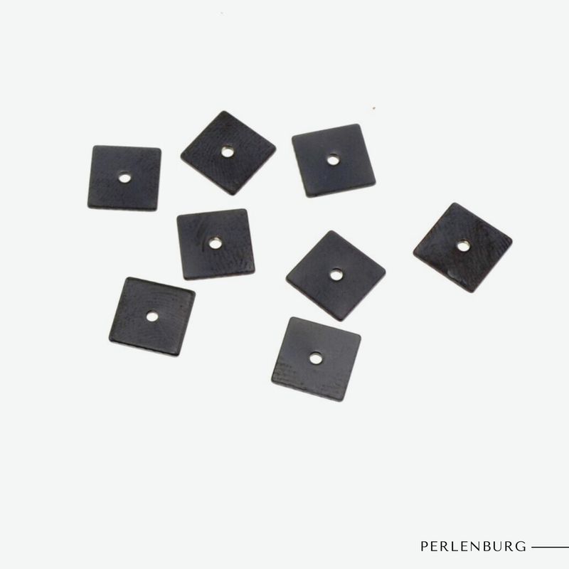 Quadratische Edelstahlperlen Schwarz – 6 mm, flach | 4 Stück für DIY-Schmuck
