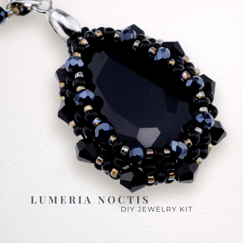 DIY-Schmuckset „Lumeria Noctis“ – Schwarzer Anhänger basteln