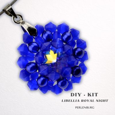 DIY-Schmuckset „Libellia Royal Night“ – Anhänger mit Perlen DIY-Schmuckset „Libellia Royal Night“ – Anhänger mit Perlen