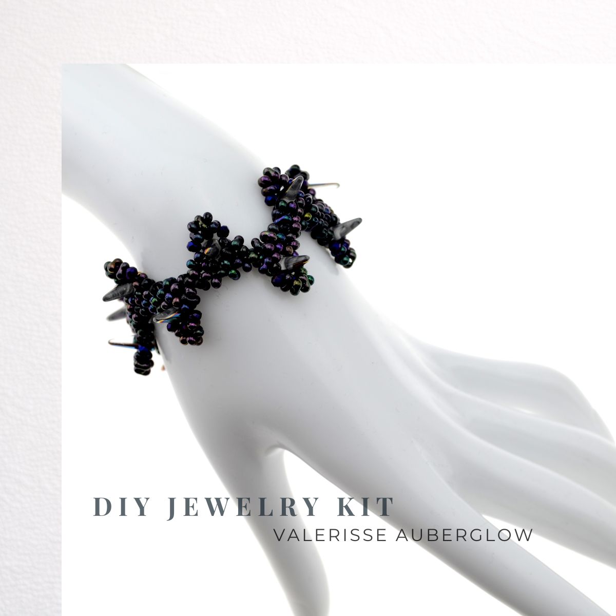 6. Kit mit Perlen, Anleitung und Zubehör / Schmuck selber machen / Armband mit Spikes-beads