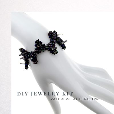 6. Kit mit Perlen, Anleitung und Zubehör / Schmuck selber machen / Armband mit Spikes-beads