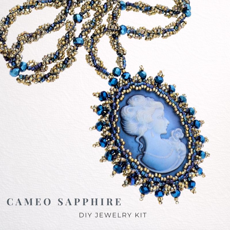 DIY-Schmuckset „Cameo Sapphire“ – Kette + Anhänger in Blau und Gold gestalten